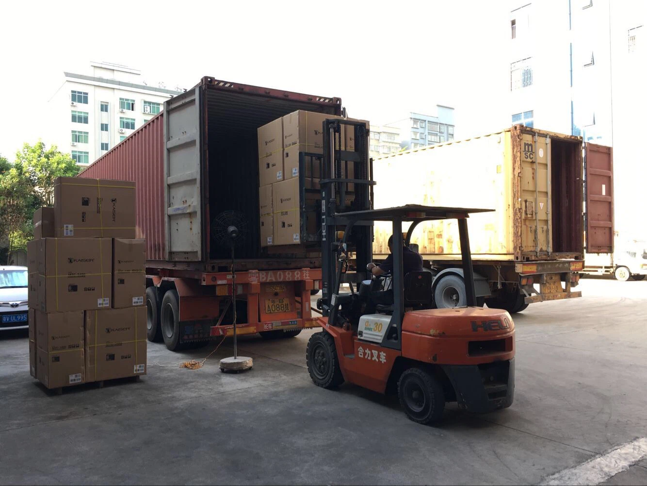 Illum, il-kontenituri esportazzjoni tliet ta tagħna tastiera elettroniċi huma...